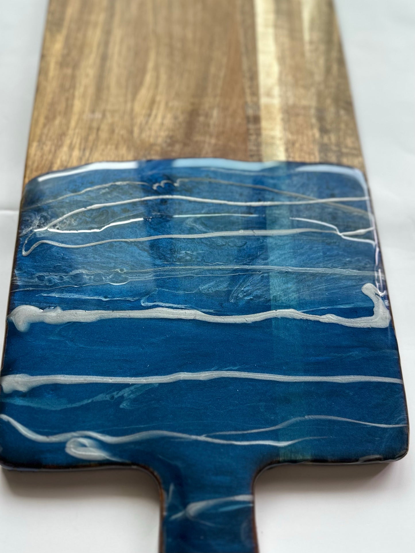 Silver lined navy Acacia board