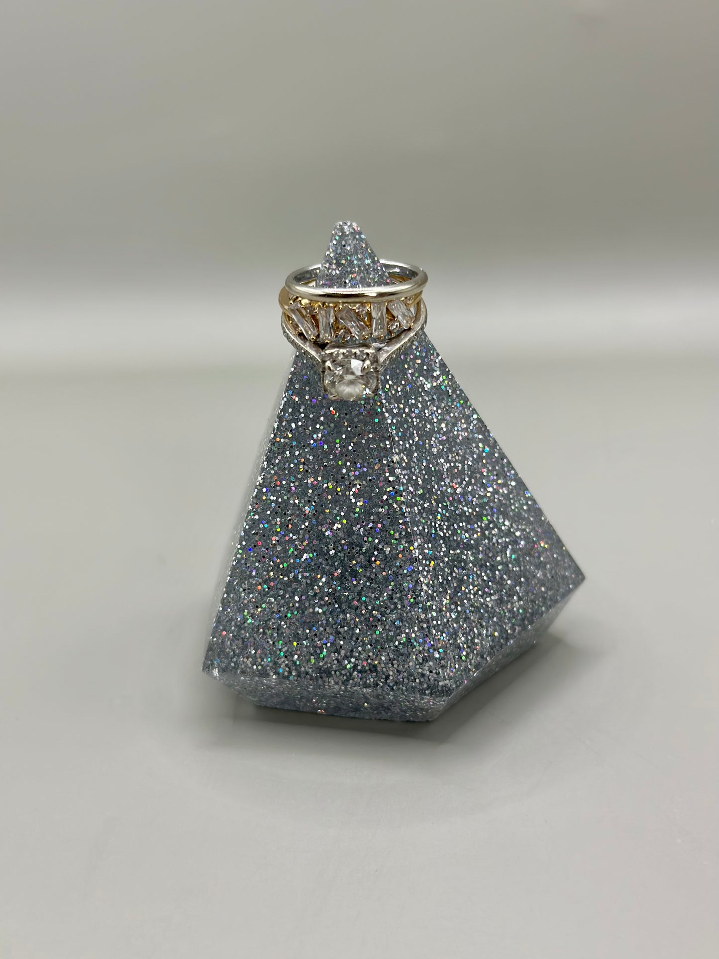 Silver Sparkle Diamond Ring Holder